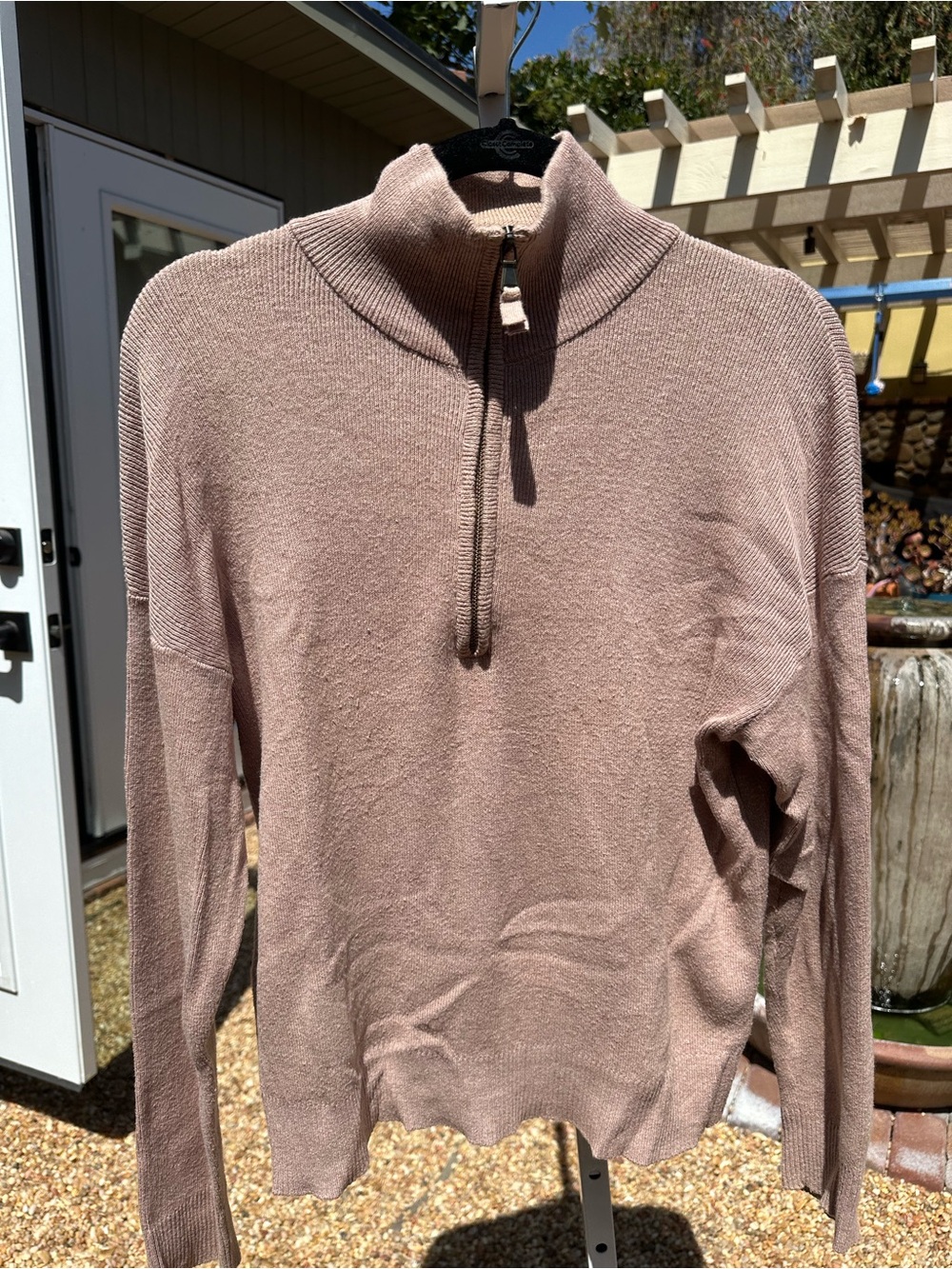 Monrow Women's Zip-Up Sweater in Dusty Rose
